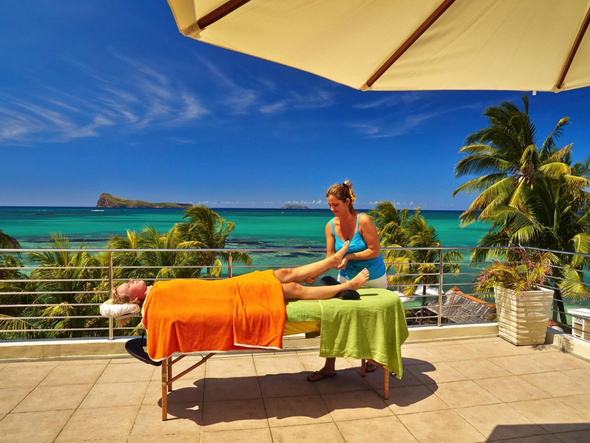 Appartement Cape Point Seafront With Lov à Cap Malheureux Extérieur photo